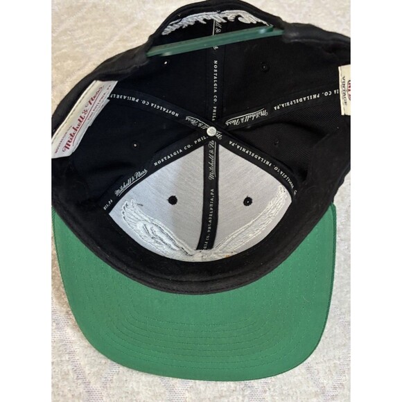 Mitchell & Ness Vintage Philadelphia Eagles Logo Embroidered SnapBack Hat - Picture 13 of 14
